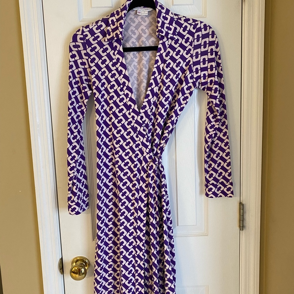 DVF Chain Link Julian Wrap Dress Size 4